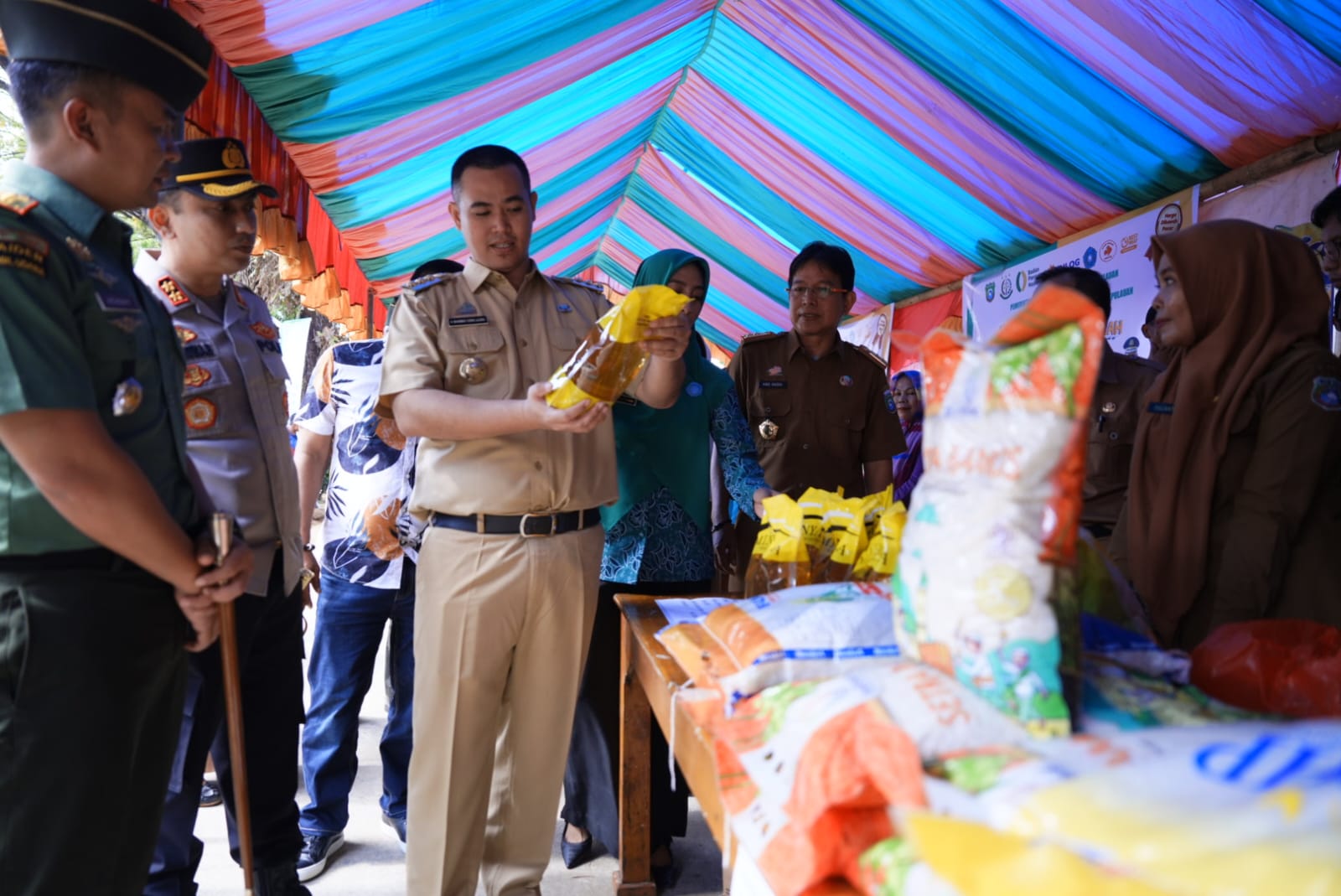 Pasar Pangan Murah Pemkab Pangkep Jelang Idul Adha.